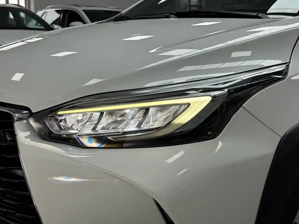 Toyota Yaris L — миниатюра 21
