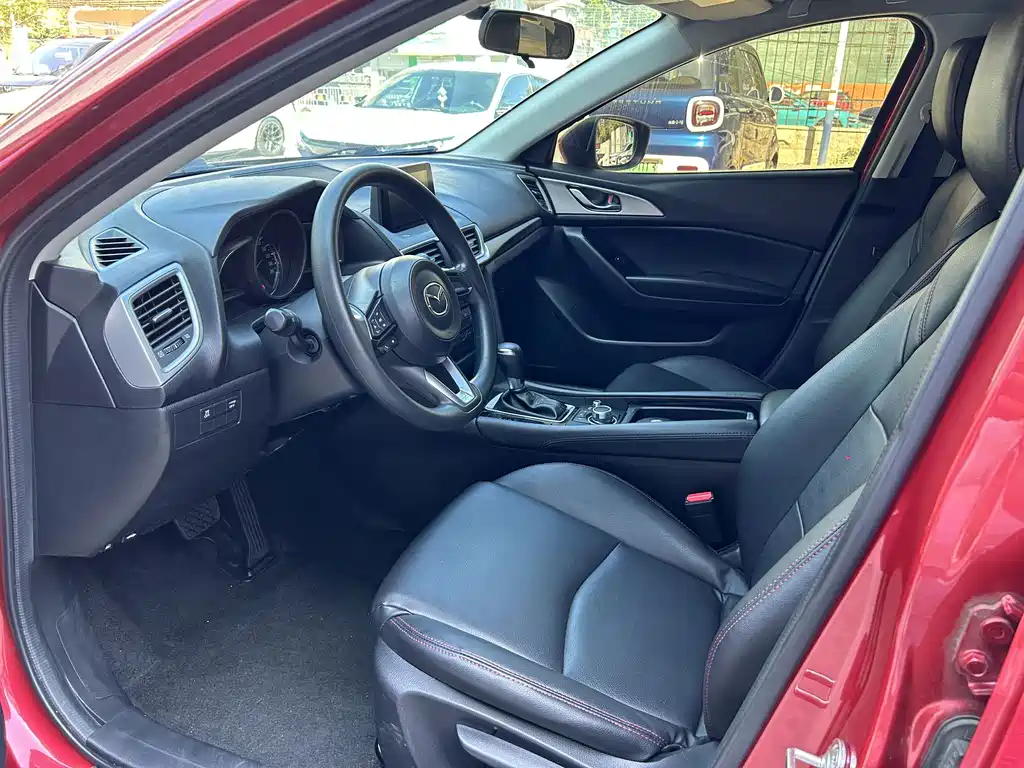 Mazda 3 Axela — миниатюра 7