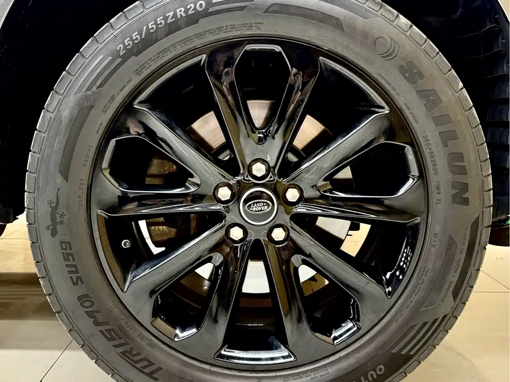 Land Rover Range Rover — миниатюра 17