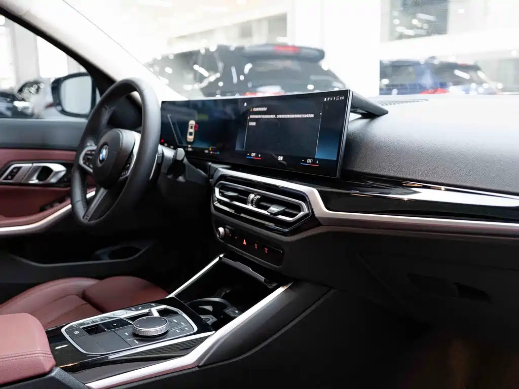 BMW 3 Series — миниатюра 11