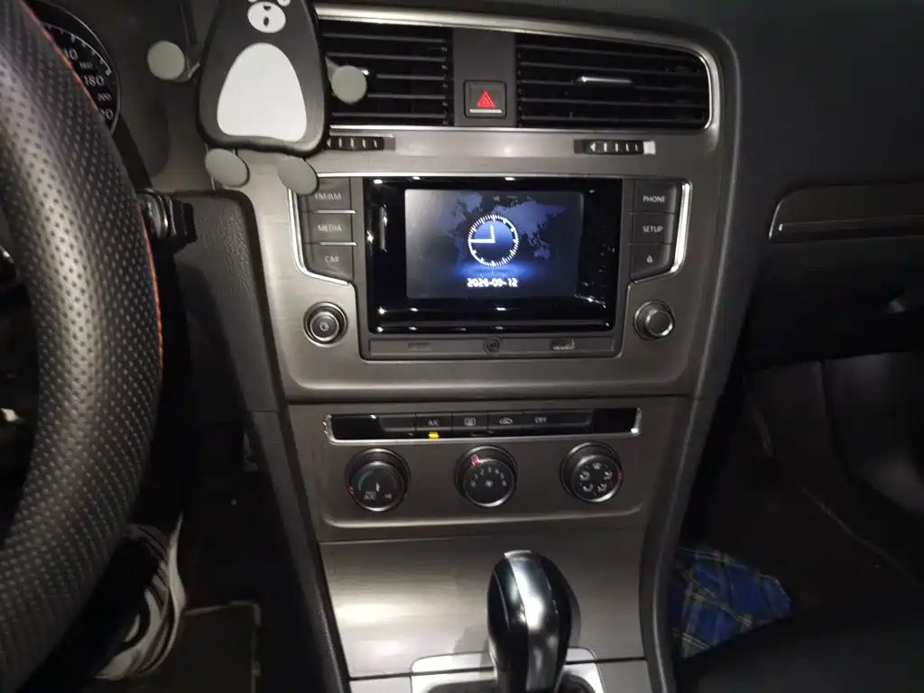Volkswagen Golf — миниатюра 9