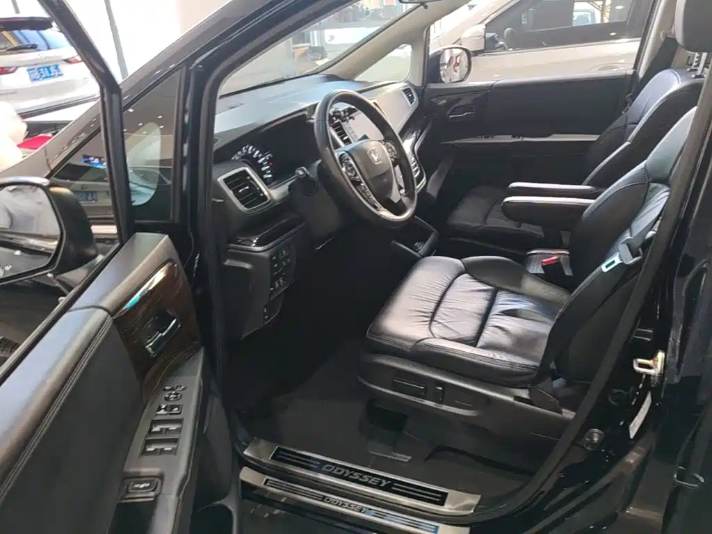Honda Odyssey — миниатюра 16