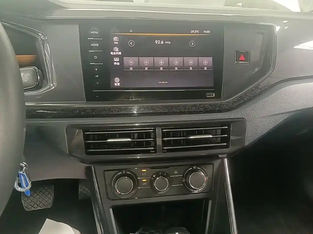 Volkswagen Lavida — миниатюра 13