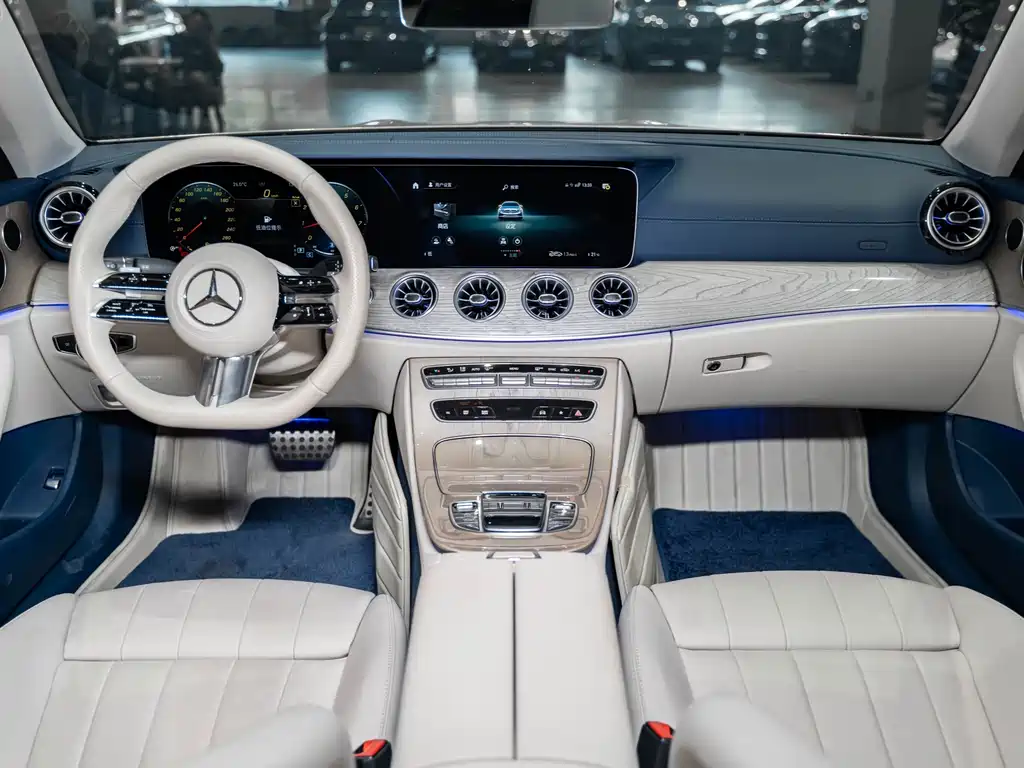 MERCEDES-BENZ E CLASS