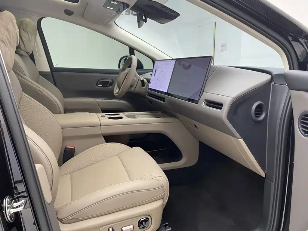 Li Auto Li i8 — миниатюра 18
