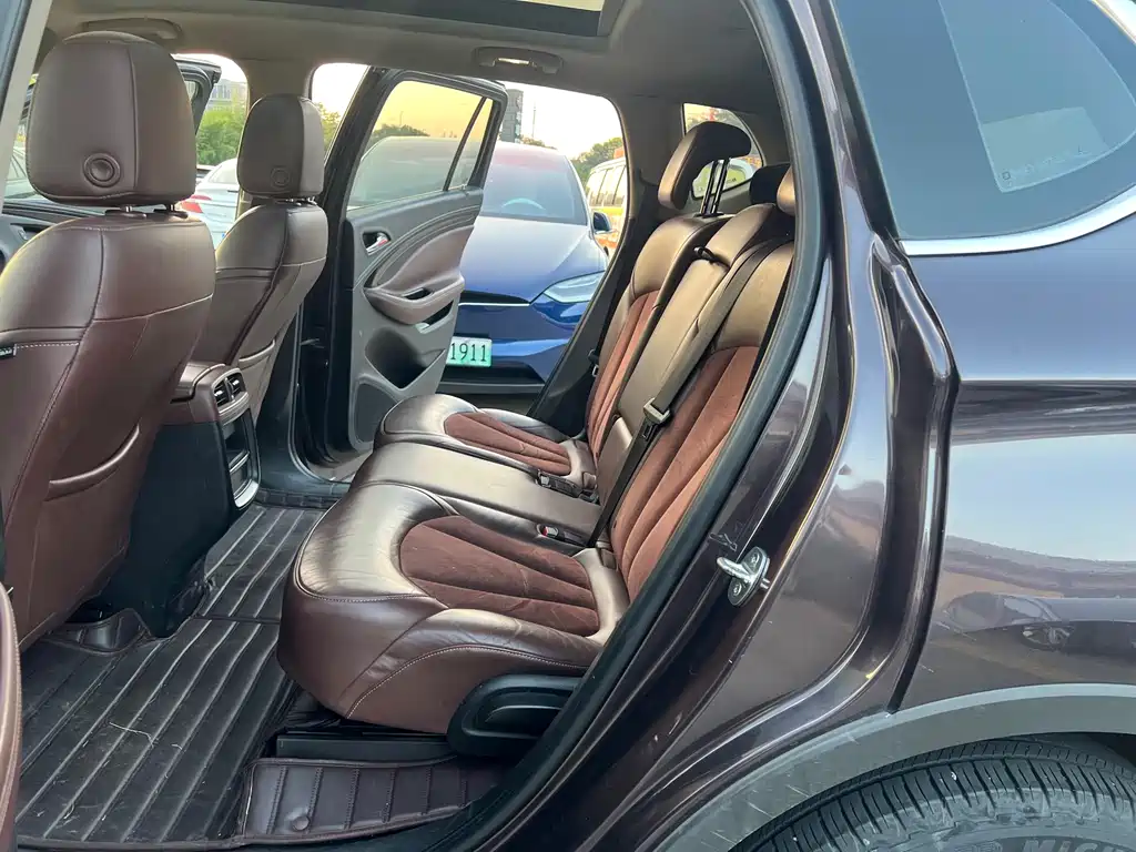 Buick Envision Plus — миниатюра 5