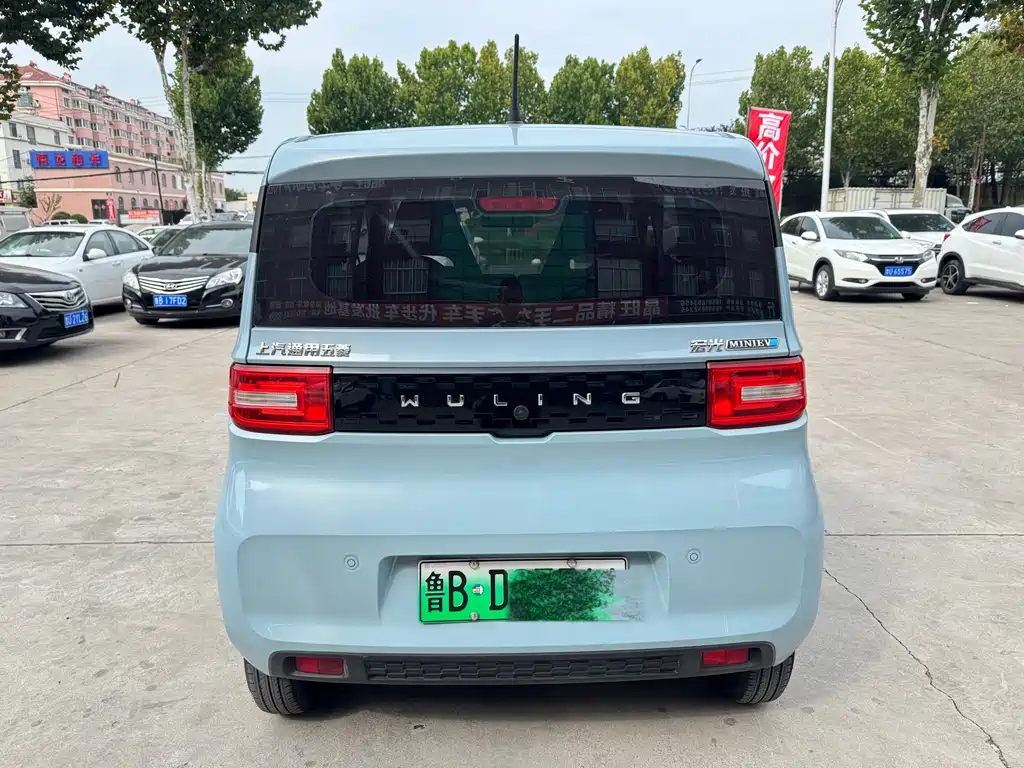 Wuling MINIEV — миниатюра 3