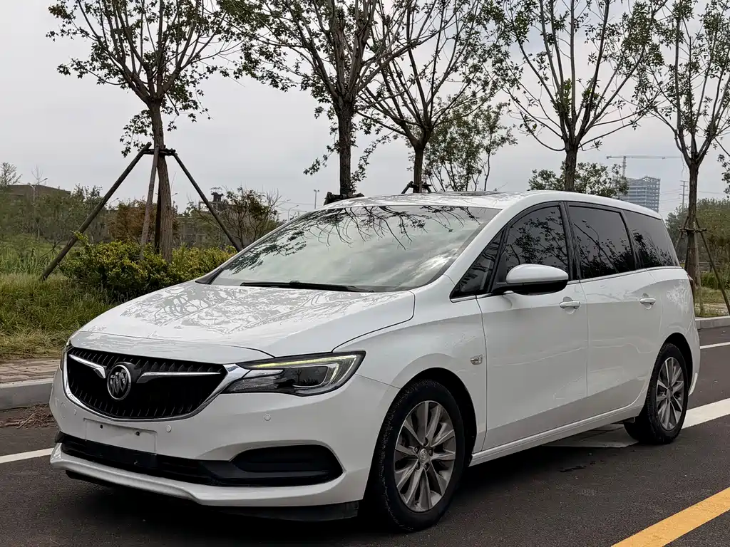 Buick GL6