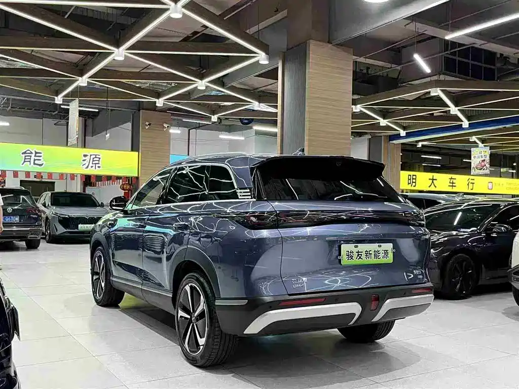 BYD 07 DM-i 2025 150 +