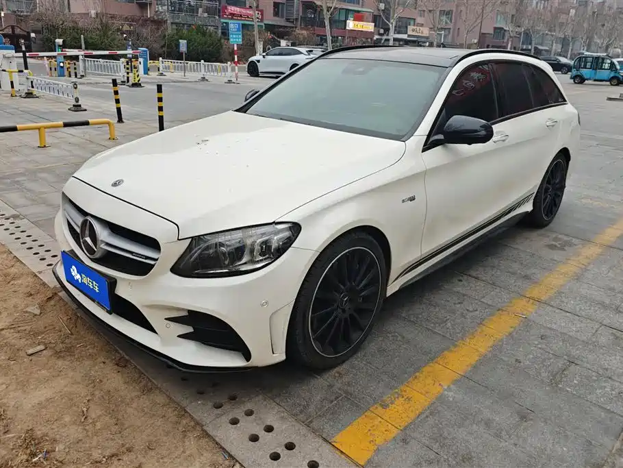 MERCEDES-BENZ C CLASS AMG