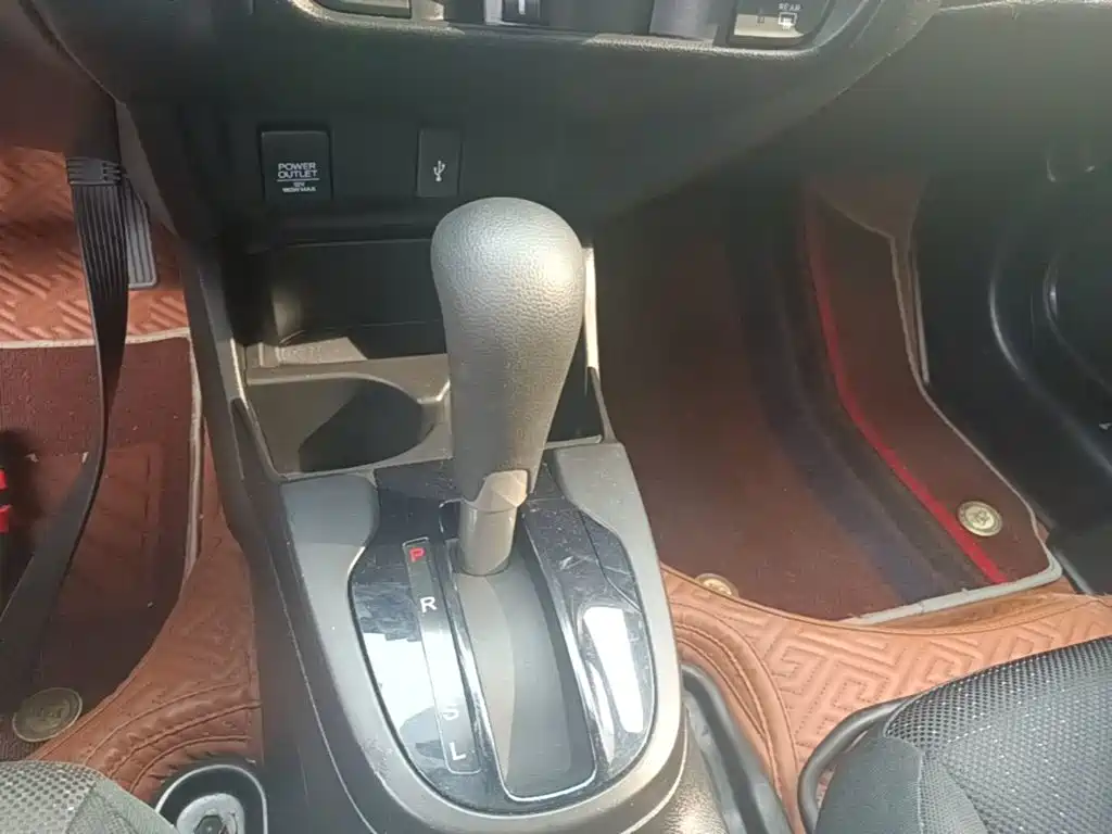 Honda Fit — миниатюра 14