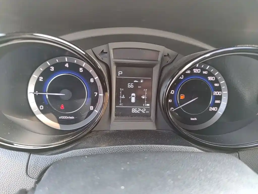 Changan CS15 — миниатюра 12