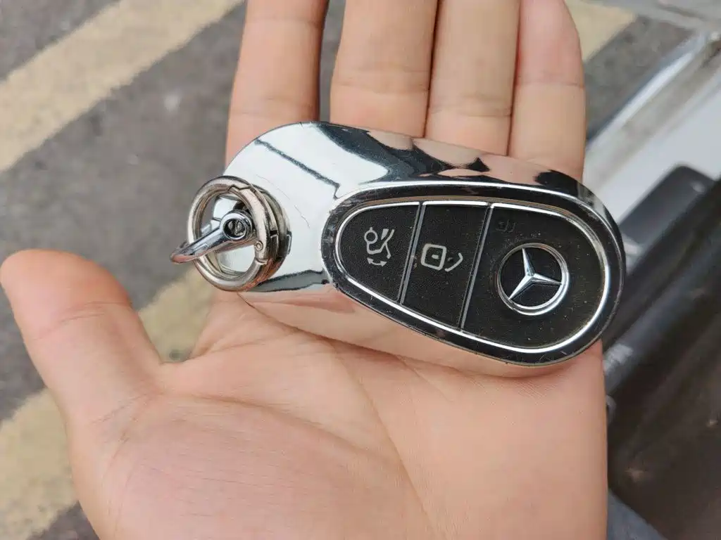 Mercedes-Benz C-Class — миниатюра 12