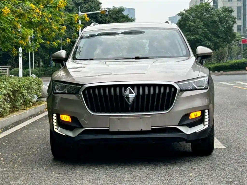 BORGWARD BAOWO BX5