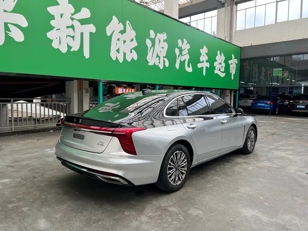 Hongqi Hongqi H5 — миниатюра 11