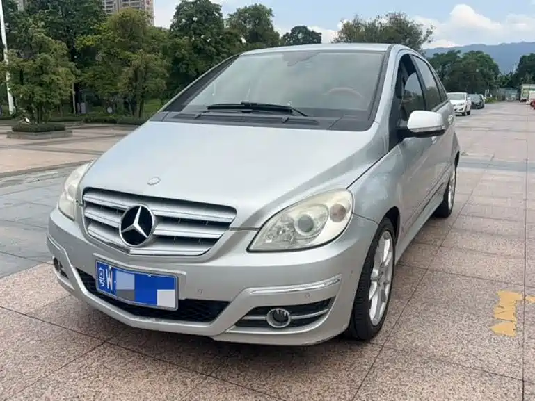 Mercedes-Benz B-Class — миниатюра 2