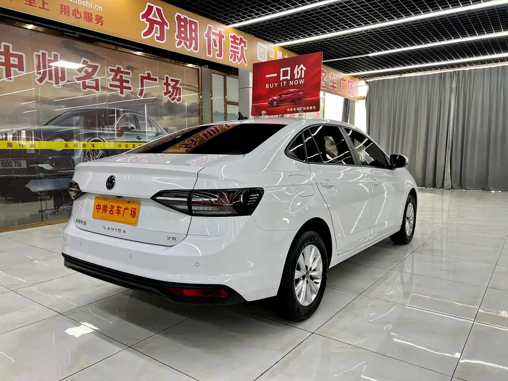 Volkswagen Lavida — миниатюра 6