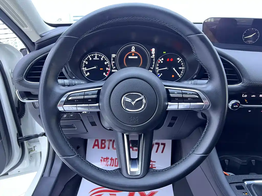Mazda 3 Axela — миниатюра 9