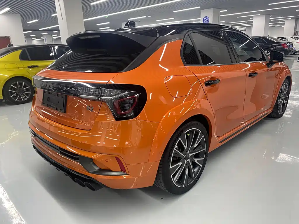 LYNK & CO. 02 HATCHBACK