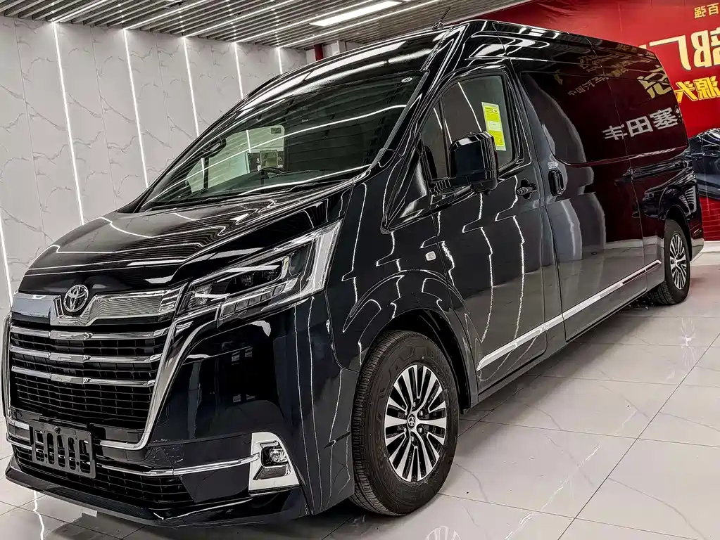 Toyota Hiace 0