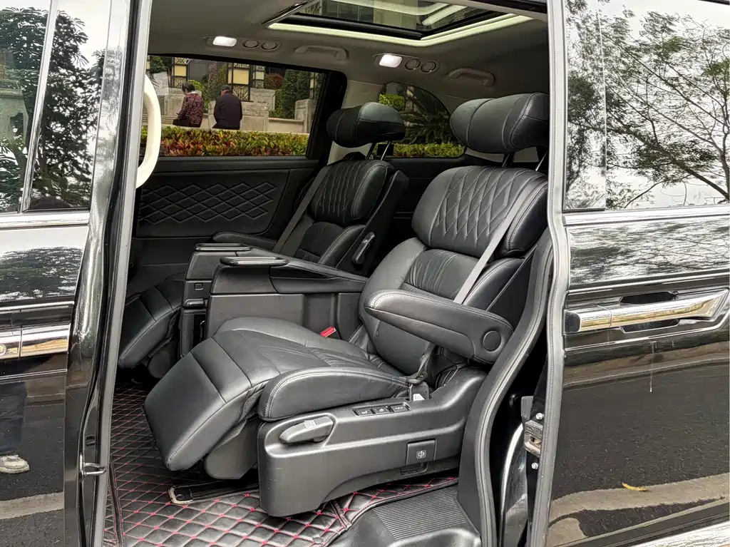 Honda Elysion — миниатюра 12