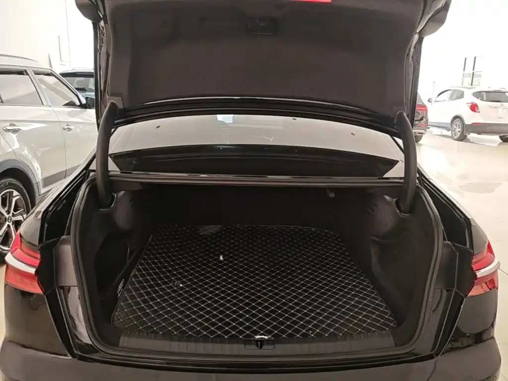 Audi A6L — миниатюра 19