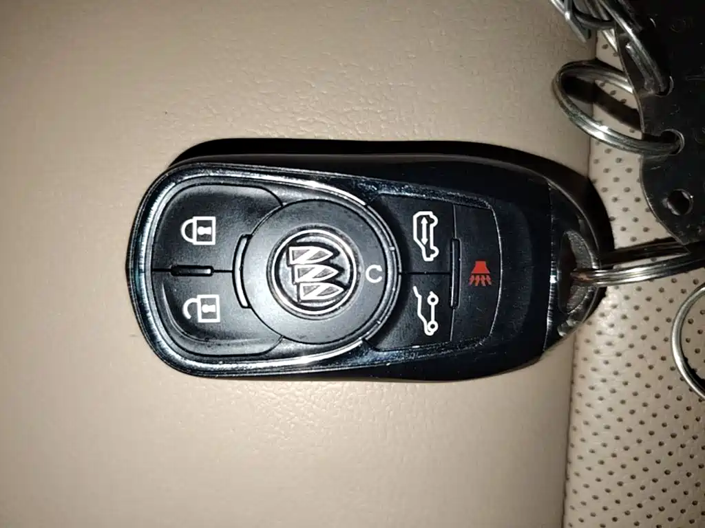Buick GL8 — миниатюра 9
