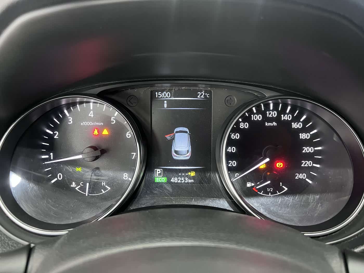 Nissan Qashqai 2.0 л 2023 г. Чёрный, пробег 48000 км