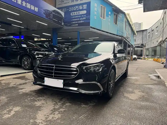 MERCEDES-BENZ E CLASS