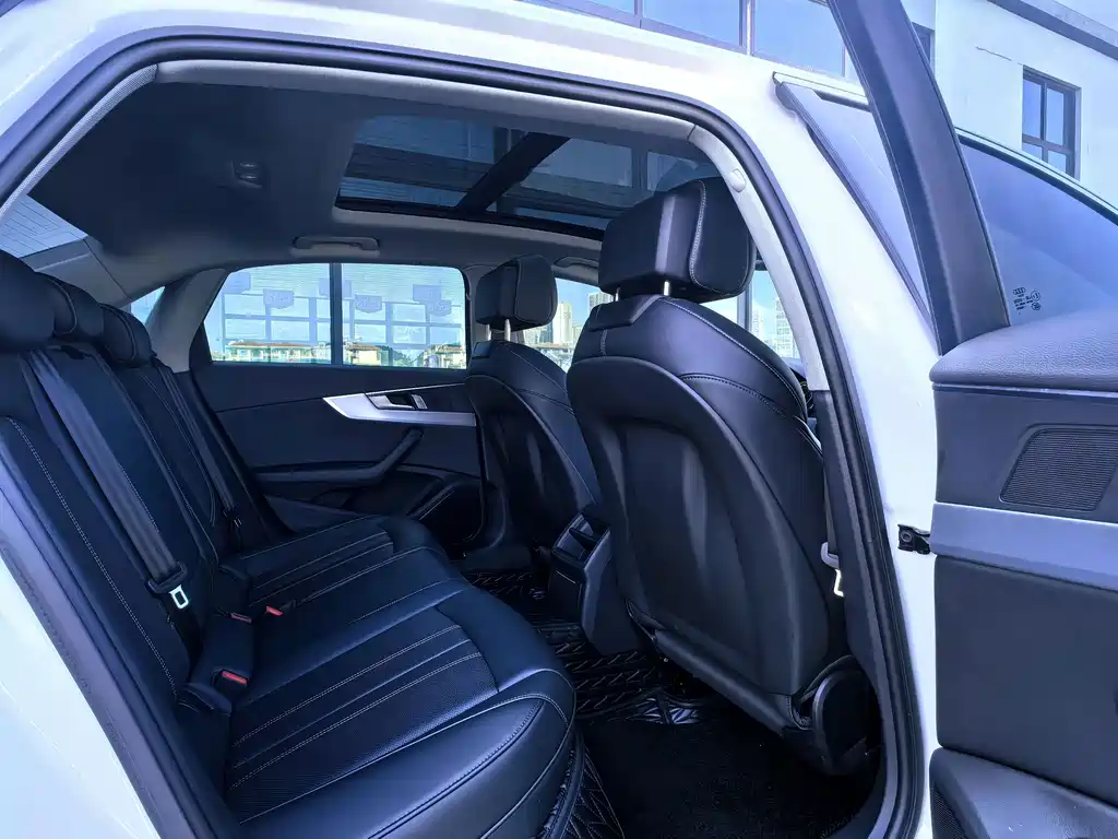 Audi A4L — миниатюра 8