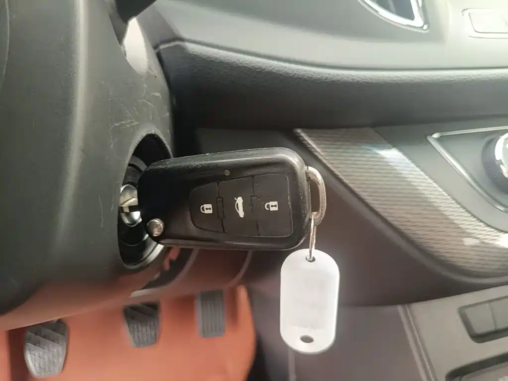 Roewe 360 — миниатюра 9
