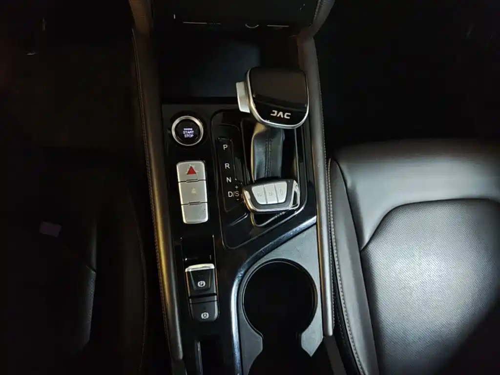 JAC A5 — миниатюра 14