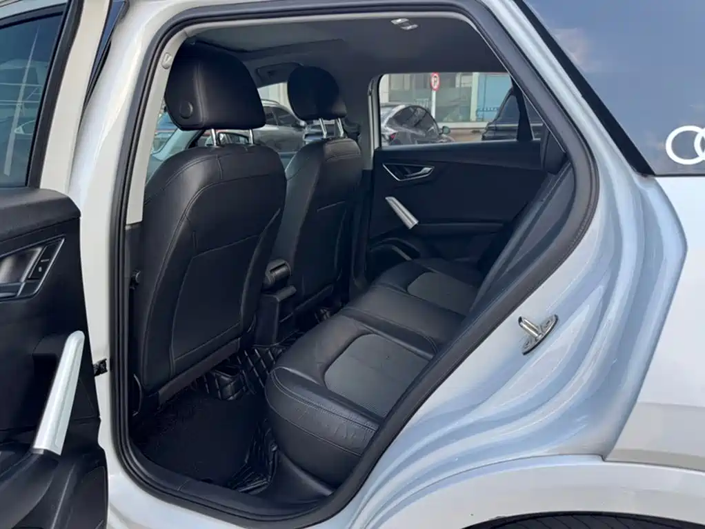 Audi Q2L — миниатюра 10