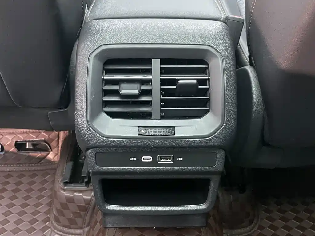 Volkswagen Tharu — миниатюра 23