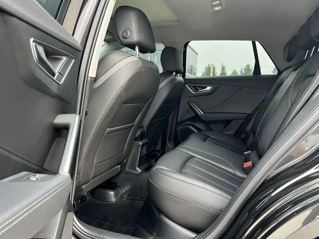 Audi Q2L — миниатюра 9