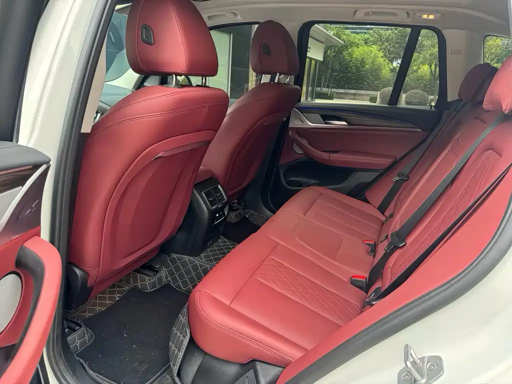 BMW X3 — миниатюра 11