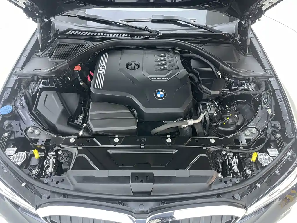 BMW 3 Series — миниатюра 32