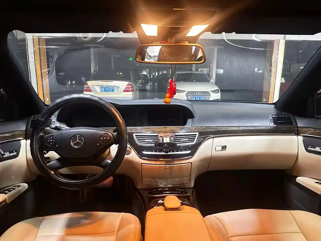 Mercedes-Benz S-Class S 2010 S 300 L