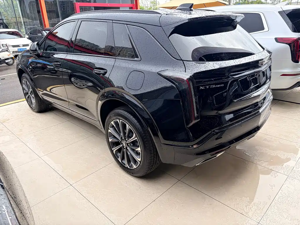 Cadillac XT5 — миниатюра 4