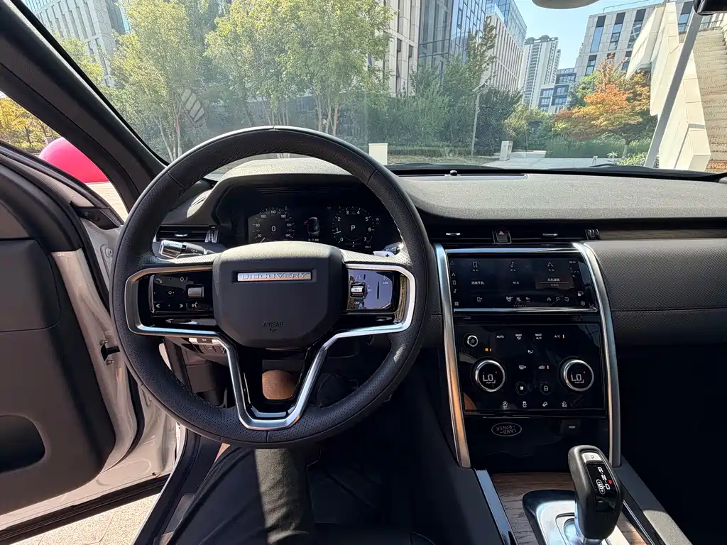 Land Rover Discovery Sport — миниатюра 12