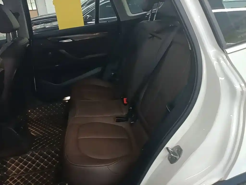 BMW X1 — миниатюра 17