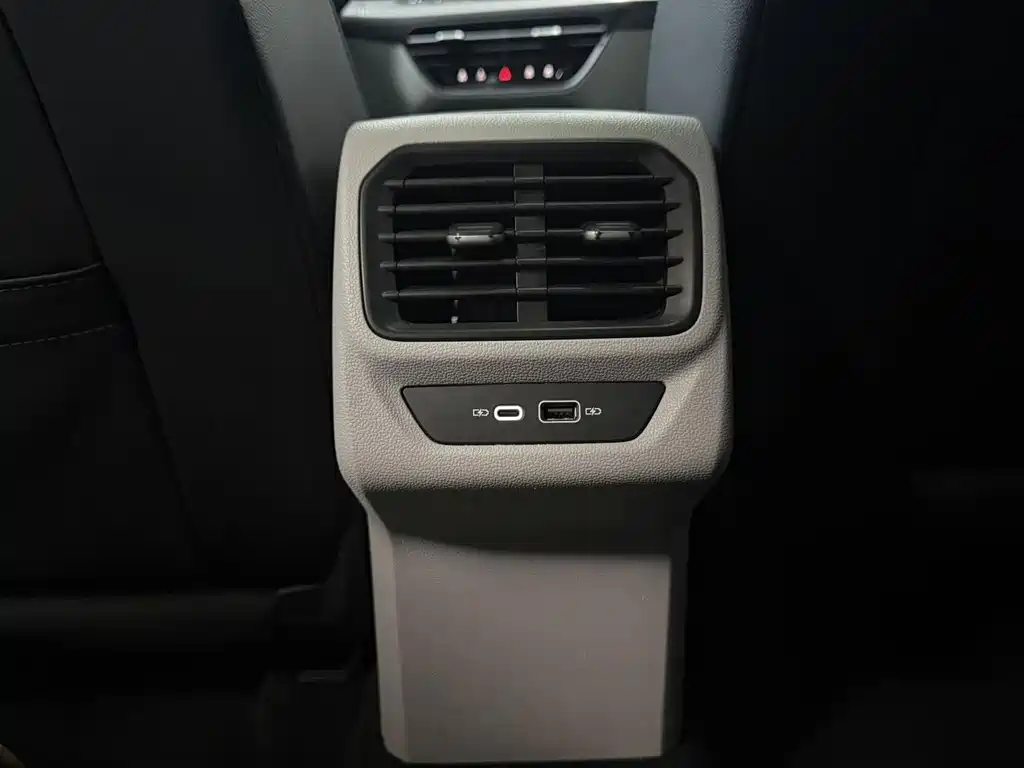 Volkswagen Lamando — миниатюра 15