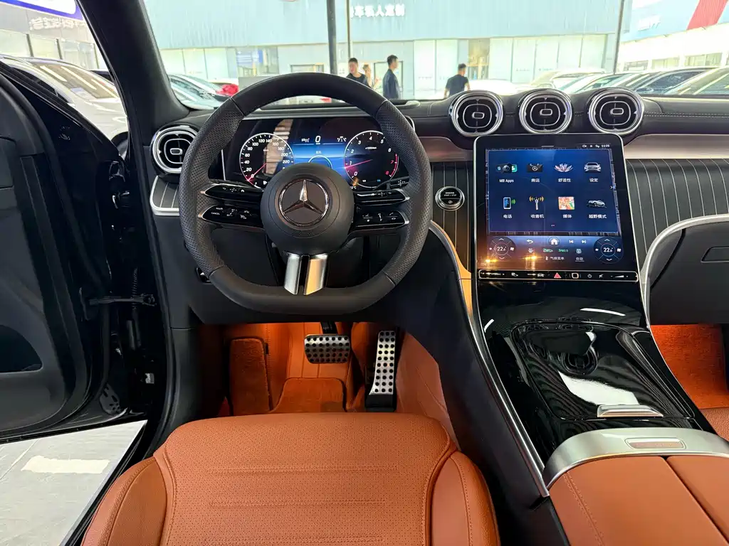 Mercedes-Benz GLC — миниатюра 7