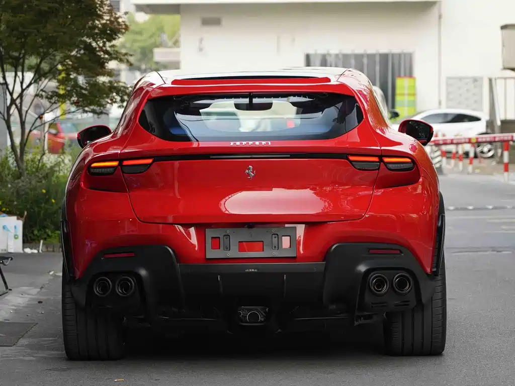 Ferrari Purosangue 2023 6.5L V12