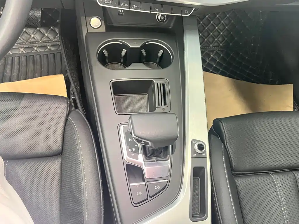 Audi A4L — миниатюра 8