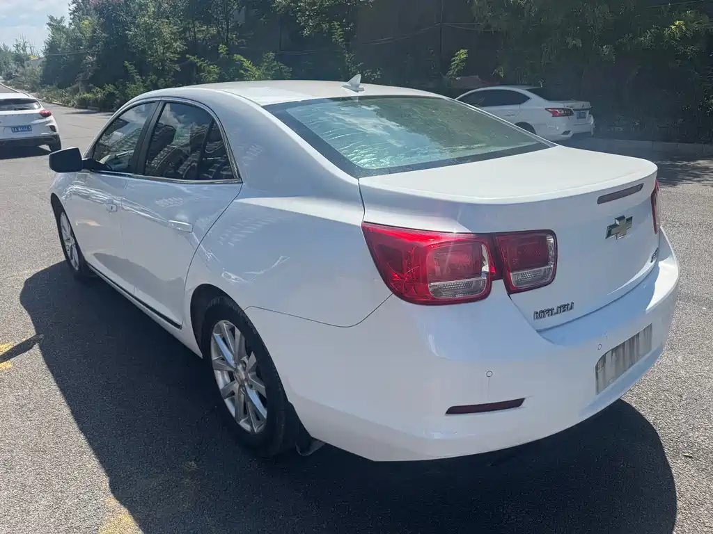 Chevrolet Malibu — миниатюра 10