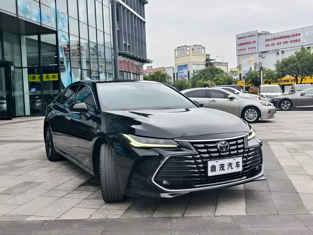 Toyota Avalon — миниатюра 8
