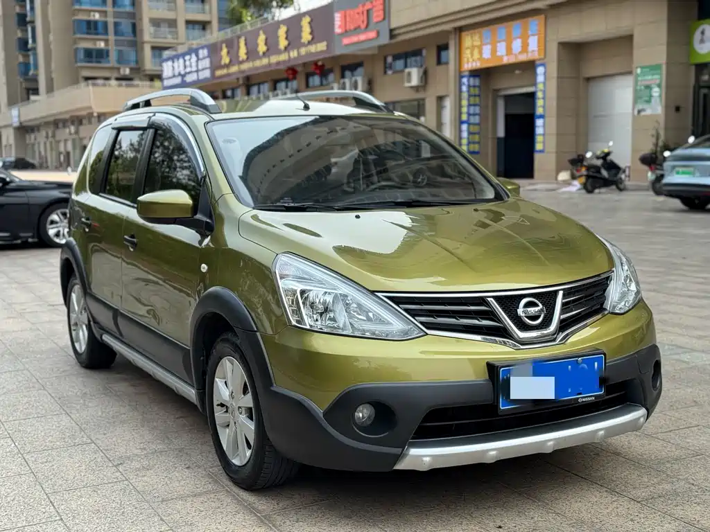 Nissan Livina — миниатюра 3