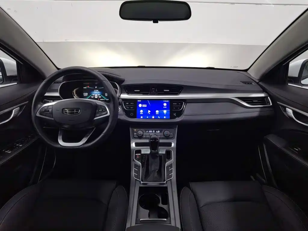 Geely Emgrand — миниатюра 5