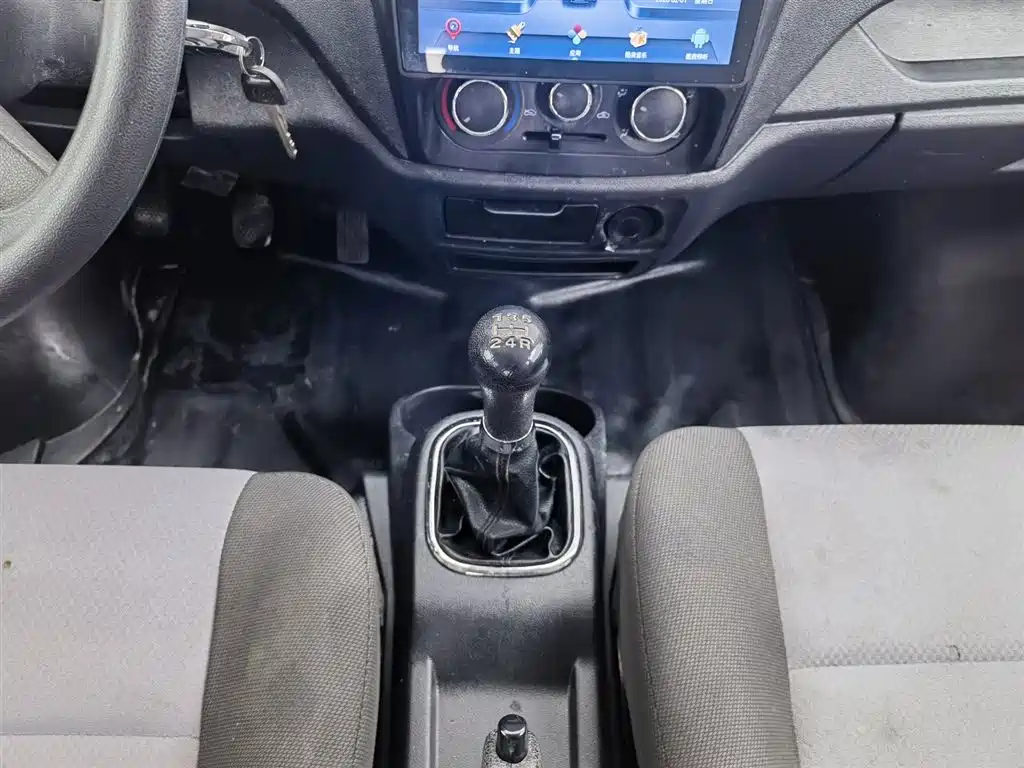 CHANGAN CHANGAN RUIXING M60